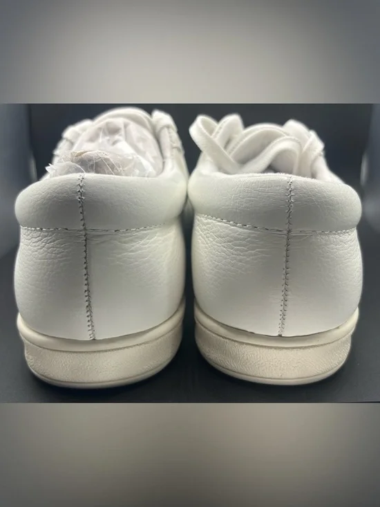 Women’s Easy Spirit AP1 Walking Shoes Size 8 - Picture 8 of 10